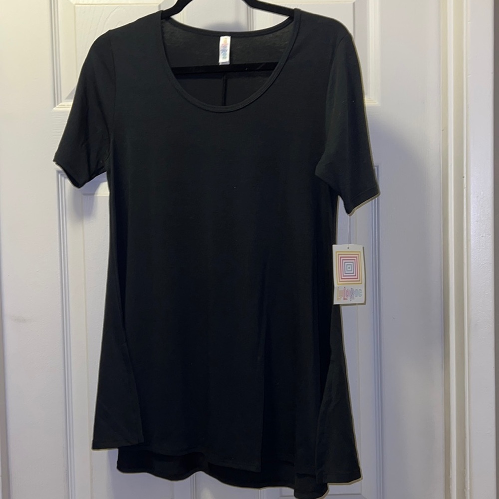 NWT xxs Lularoe black perfect tee